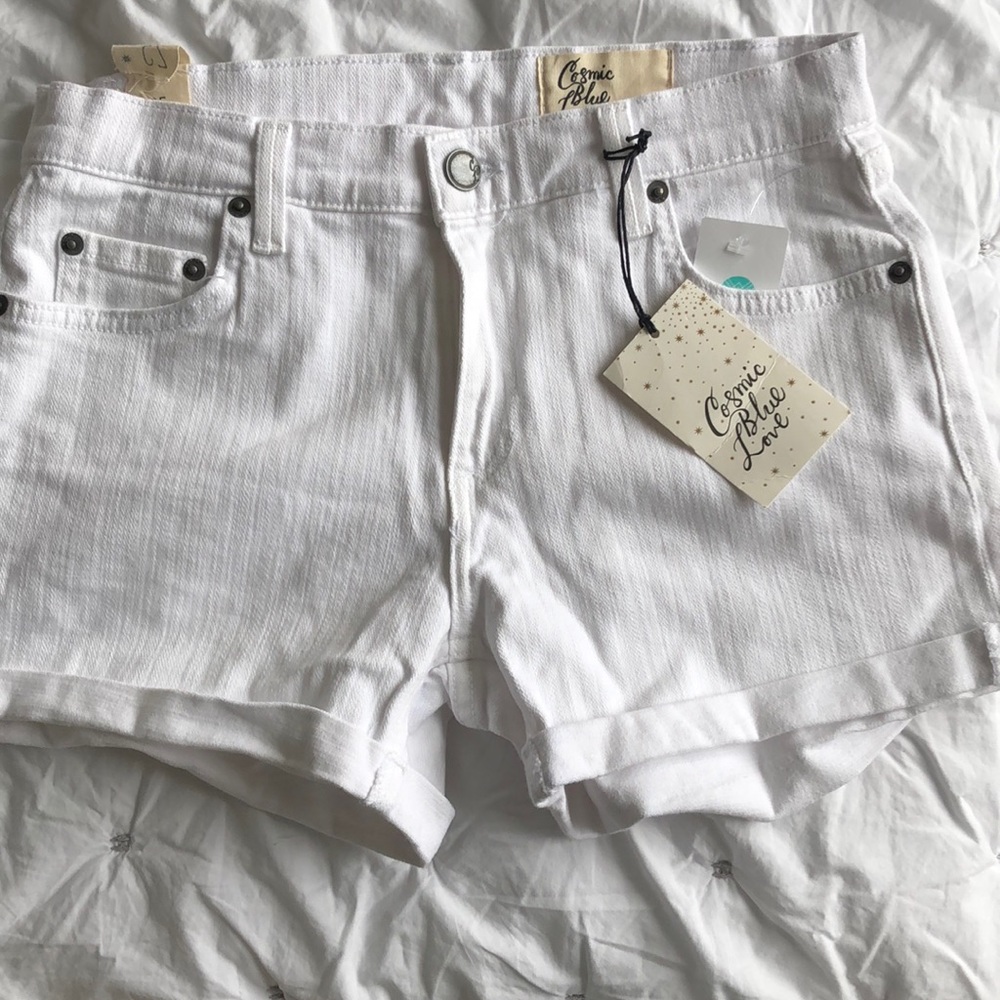 Cosmic Blue Love white textures short